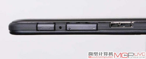 8.8mm的机身厚度以及430g的机身重量，在三款平板中是轻薄的，但比起Retina iPad mini以及同尺寸的安卓平板依旧有一点差距。