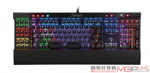 海盗船Corsair Gaming K95 RGB